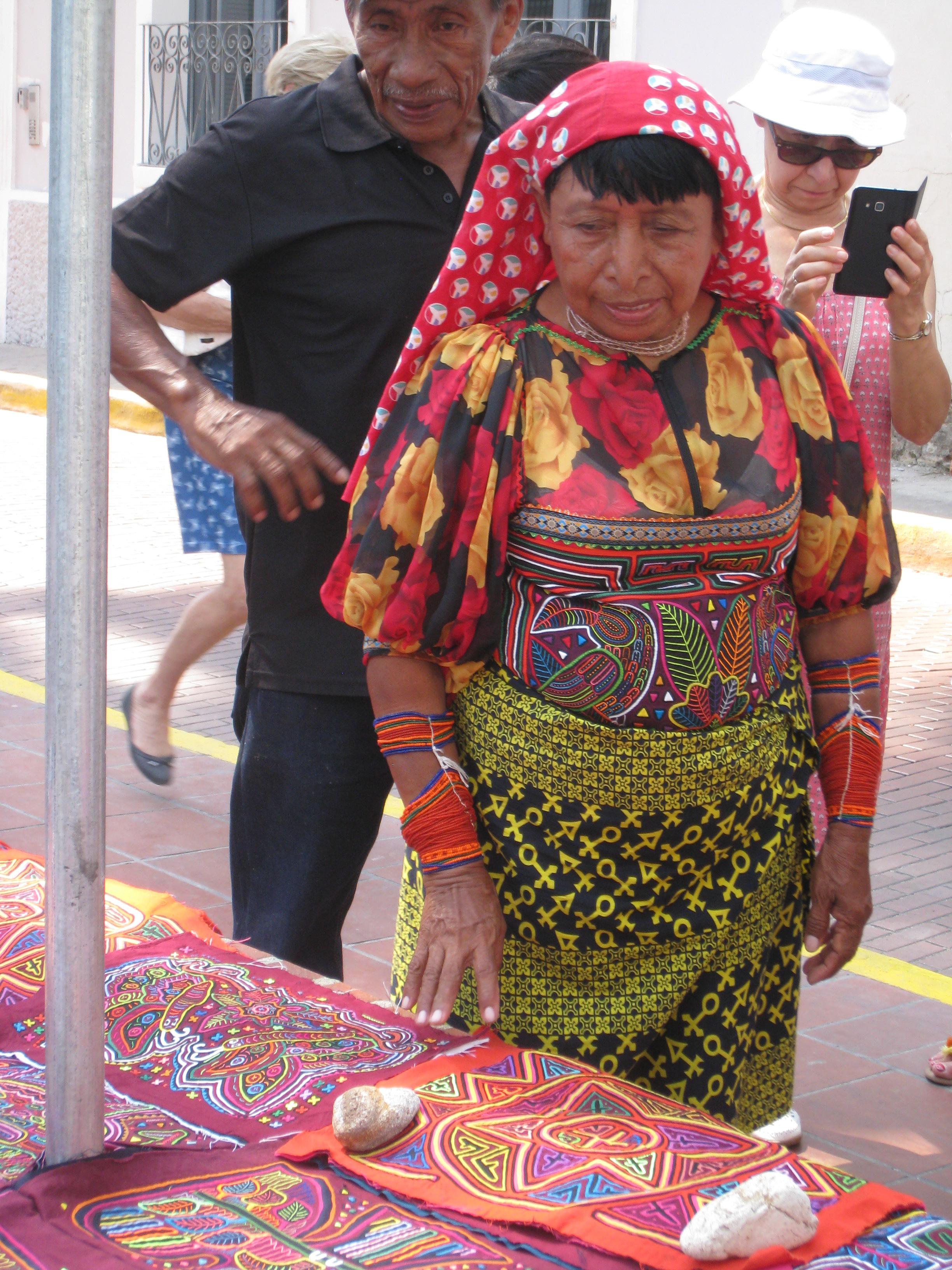 artisanat local dans le quartier colonial Casco Viejo