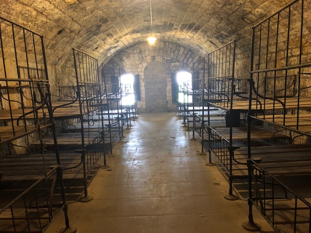 Dortoir des soldats du Fort de Douaumont