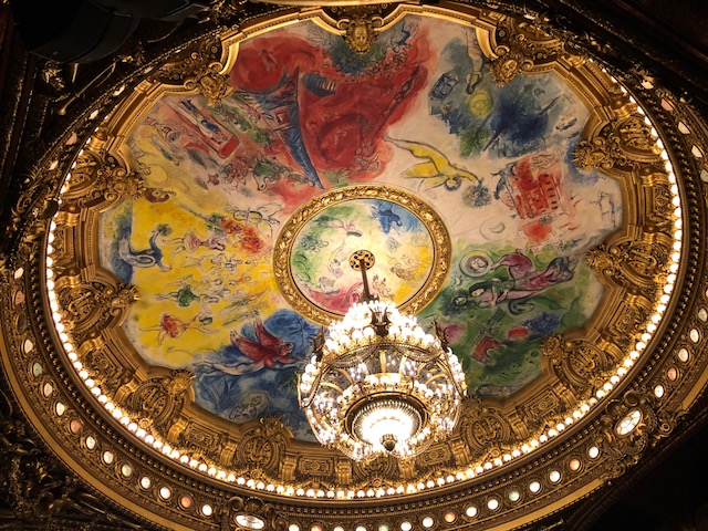 plafond peint par Chagall